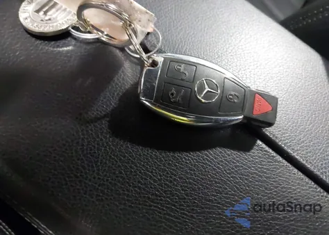 2018 Mercedes-Benz Gls 450 4Matic z USA, uszkodzony, nr VIN 4JGDF6EE7JB071253